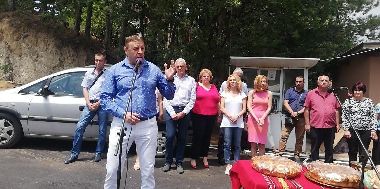 Кметът Камбитов даде курбан за здраве